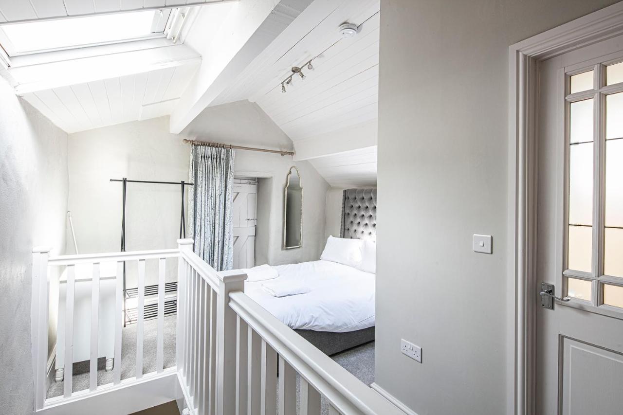 The Artists Loft - A Superb Cottage Sensitively Converted From A Grade II Listed 17Th Century Building Bakewell Esterno foto